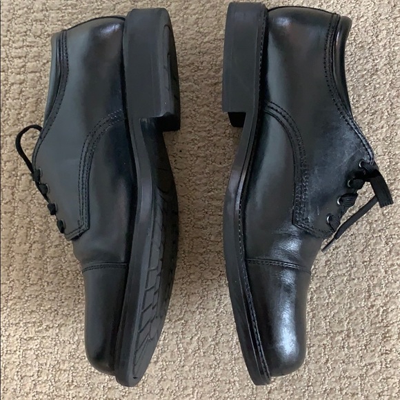 SHOES DOCKERS GORDON CAP TOE OXFORDS BLACK… - Picture 6 of 9